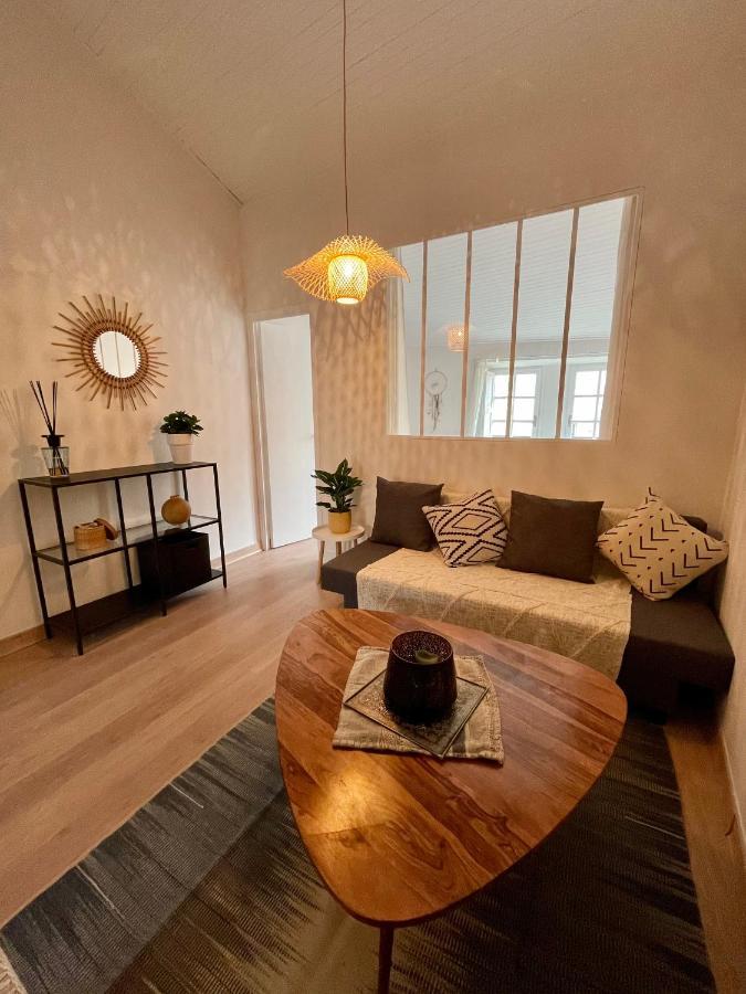 Appartement Aux Pieds Du Palais Des Papes. 아비뇽 외부 사진