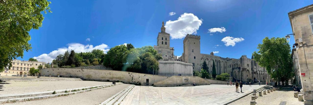 Appartement Aux Pieds Du Palais Des Papes. 아비뇽 외부 사진
